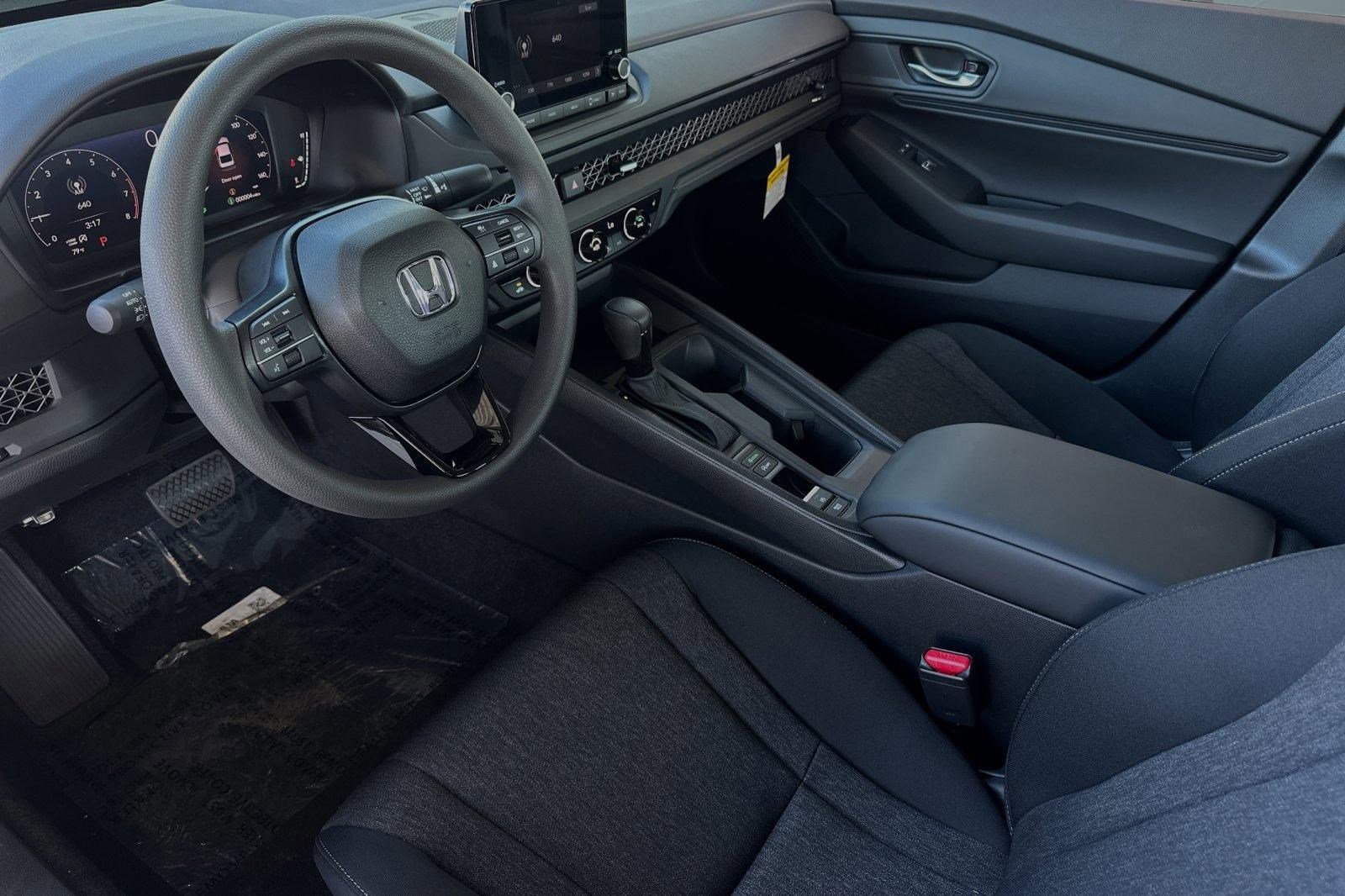 New 2025 Honda Accord SE image 4