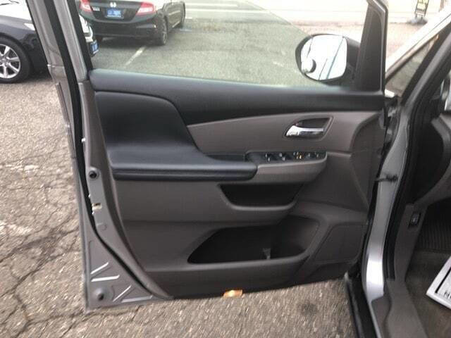 Used 2014 Honda Odyssey LX image 18