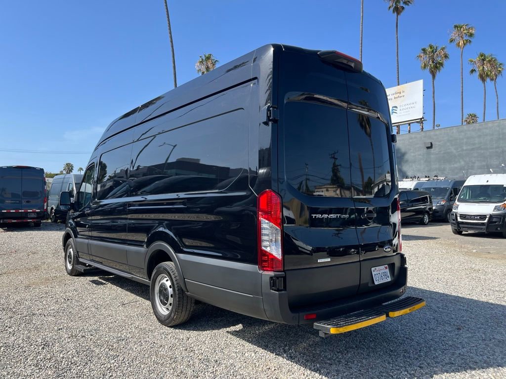 Used 2023 Ford Transit 250 148 High Roof Extended w/ Load Area Protection Package RWD image 10