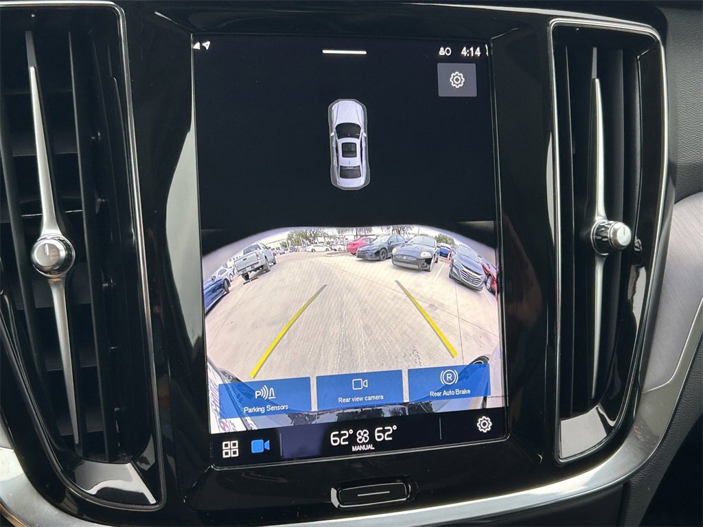 Used 2024 Volvo S60 B5 Core image 31