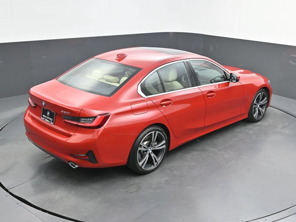 Used 2022 BMW 330i Sedan w/ Driving Assistance Package RWD image 38