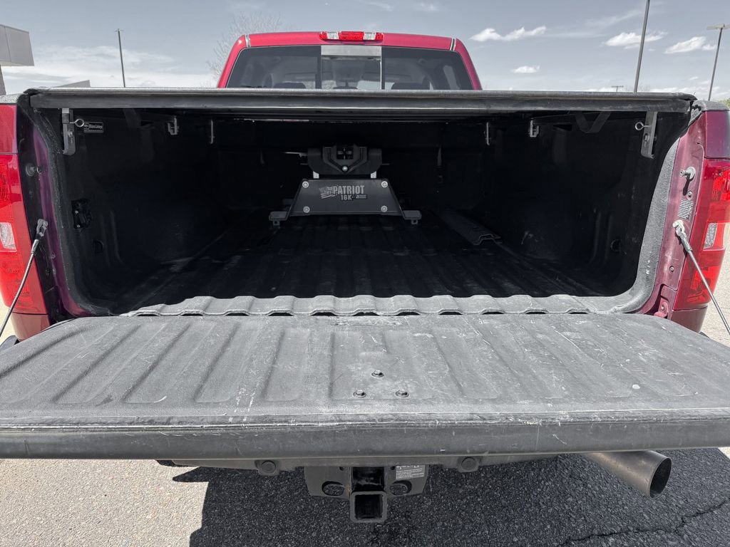 Used 2014 Chevrolet Silverado 2500 LTZ w/ LTZ Plus Package AWD/4WD image 9