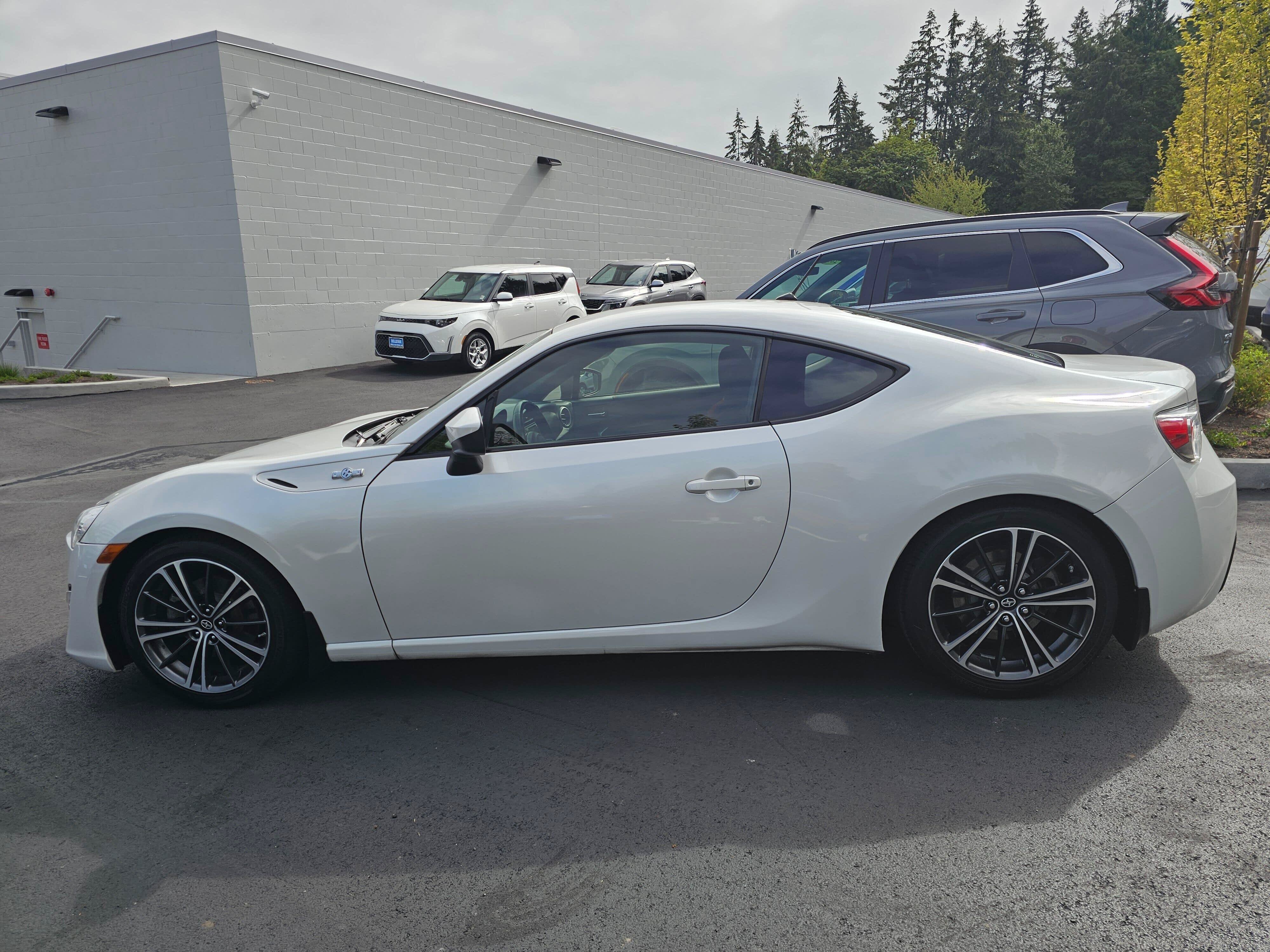 Used 2013 Scion FR-S RWD image 4
