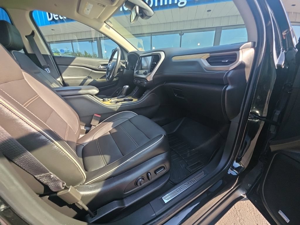 Used 2019 GMC Acadia Denali AWD/4WD image 20