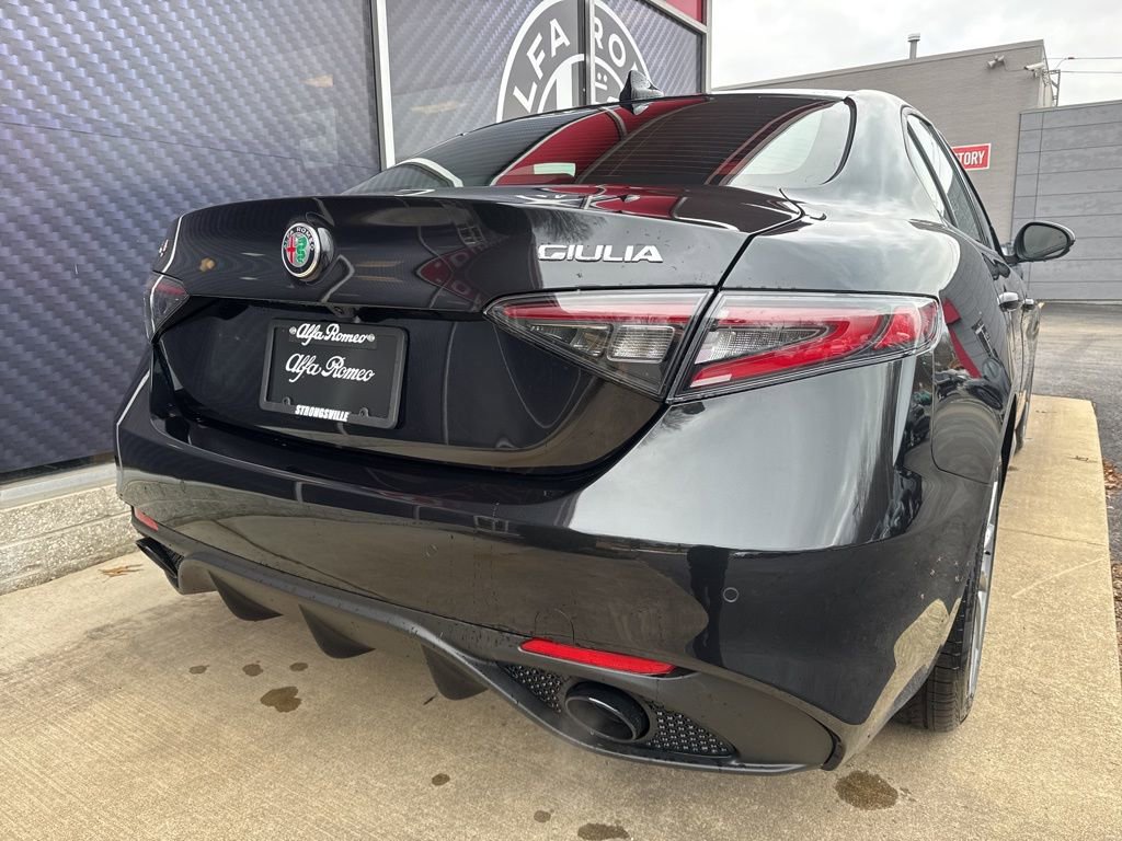 New 2026 Alfa Romeo Giulia AWD image 3