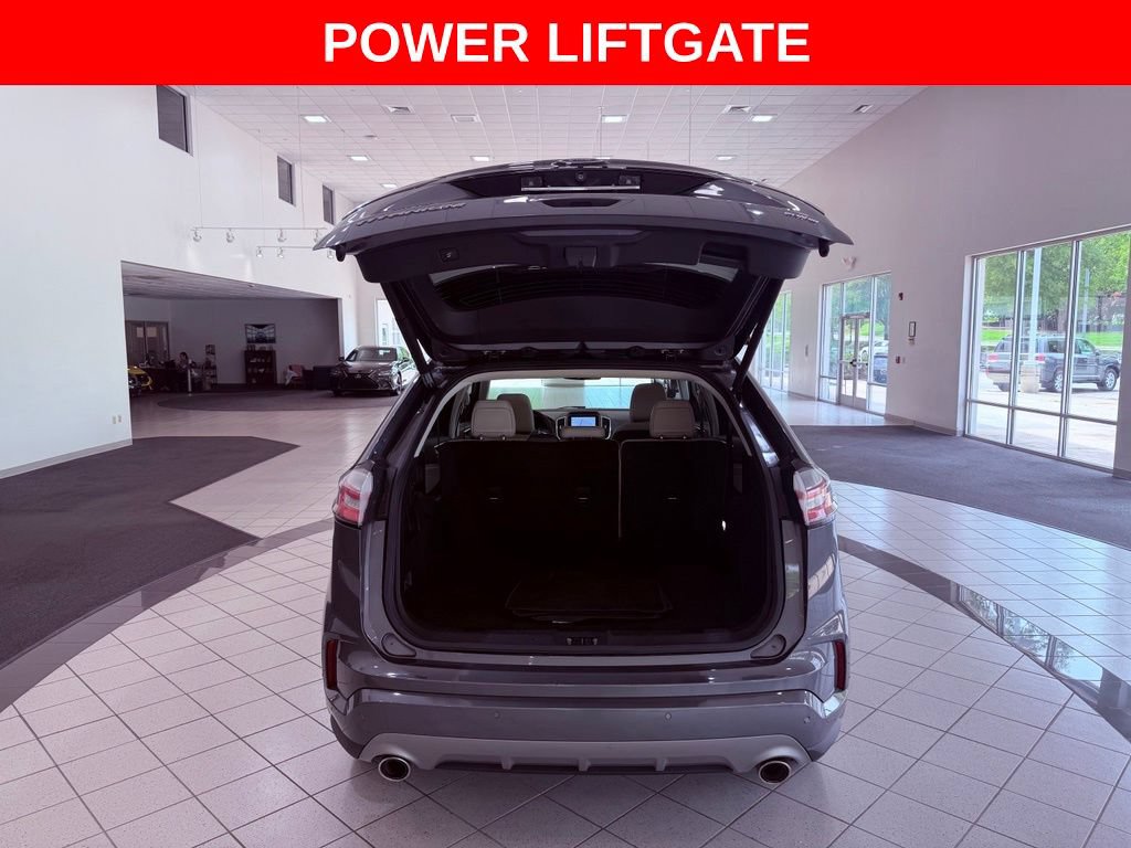 Used 2022 Ford Edge Titanium w/ Equipment Group 301A AWD/4WD image 7