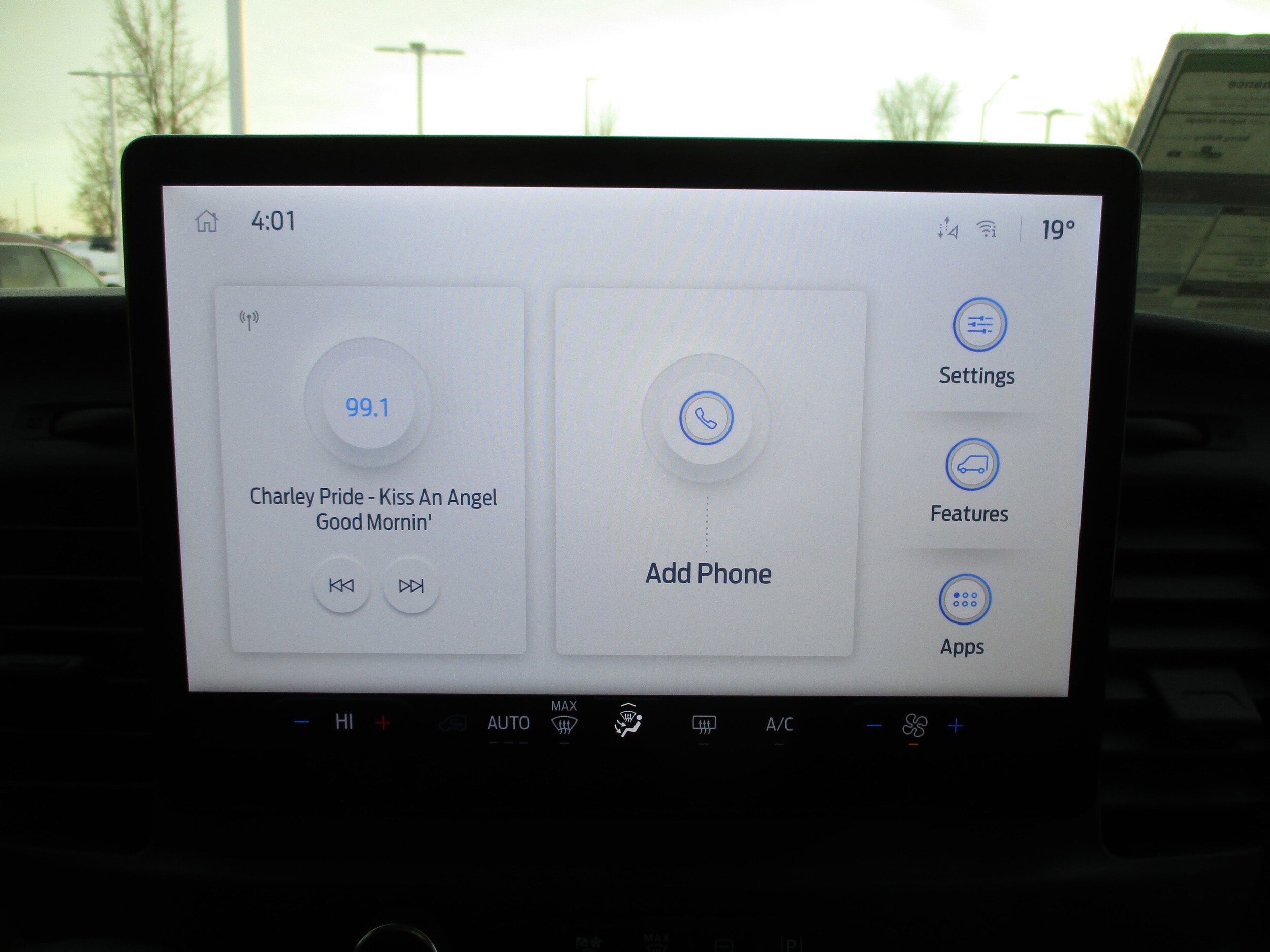 New 2026 Ford Transit 250 148 Medium Roof image 16