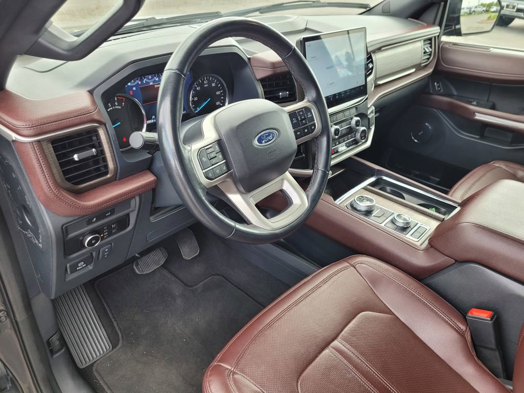 Used 2024 Ford Expedition Max Limited AWD/4WD image 15