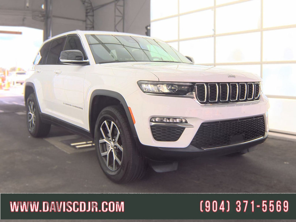 Certified 2024 Jeep Grand Cherokee Limited AWD/4WD image 1