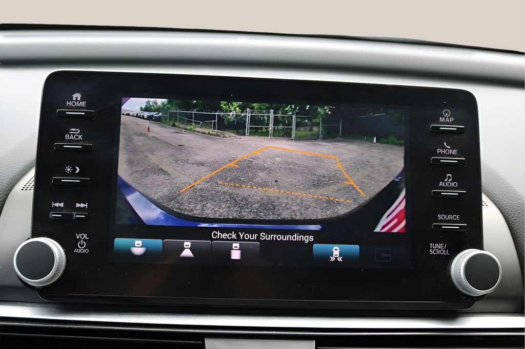 Used 2018 Honda Accord Touring image 26