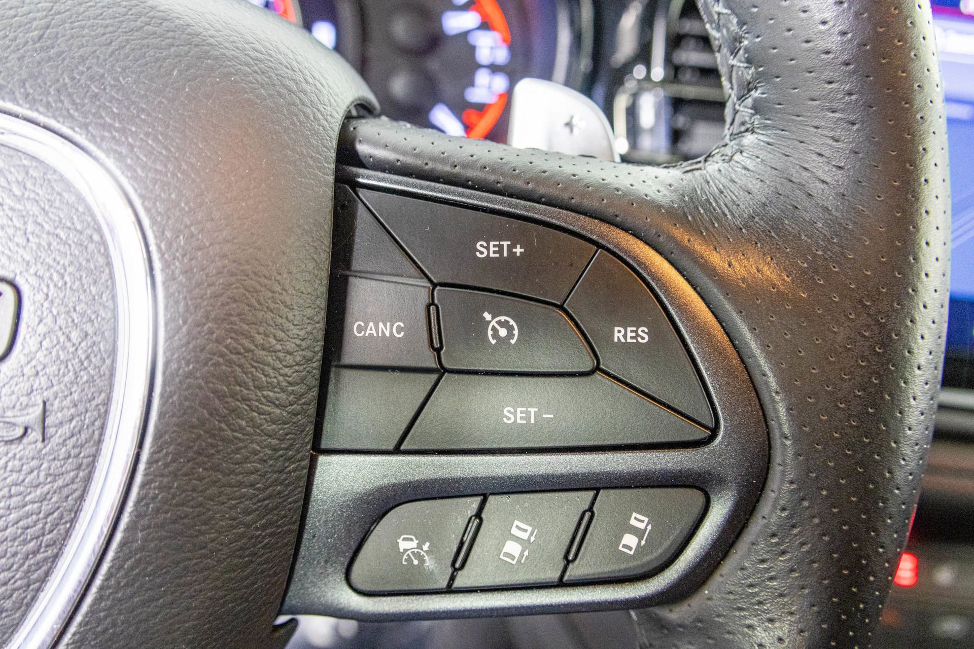 Used 2023 Dodge Durango GT image 34