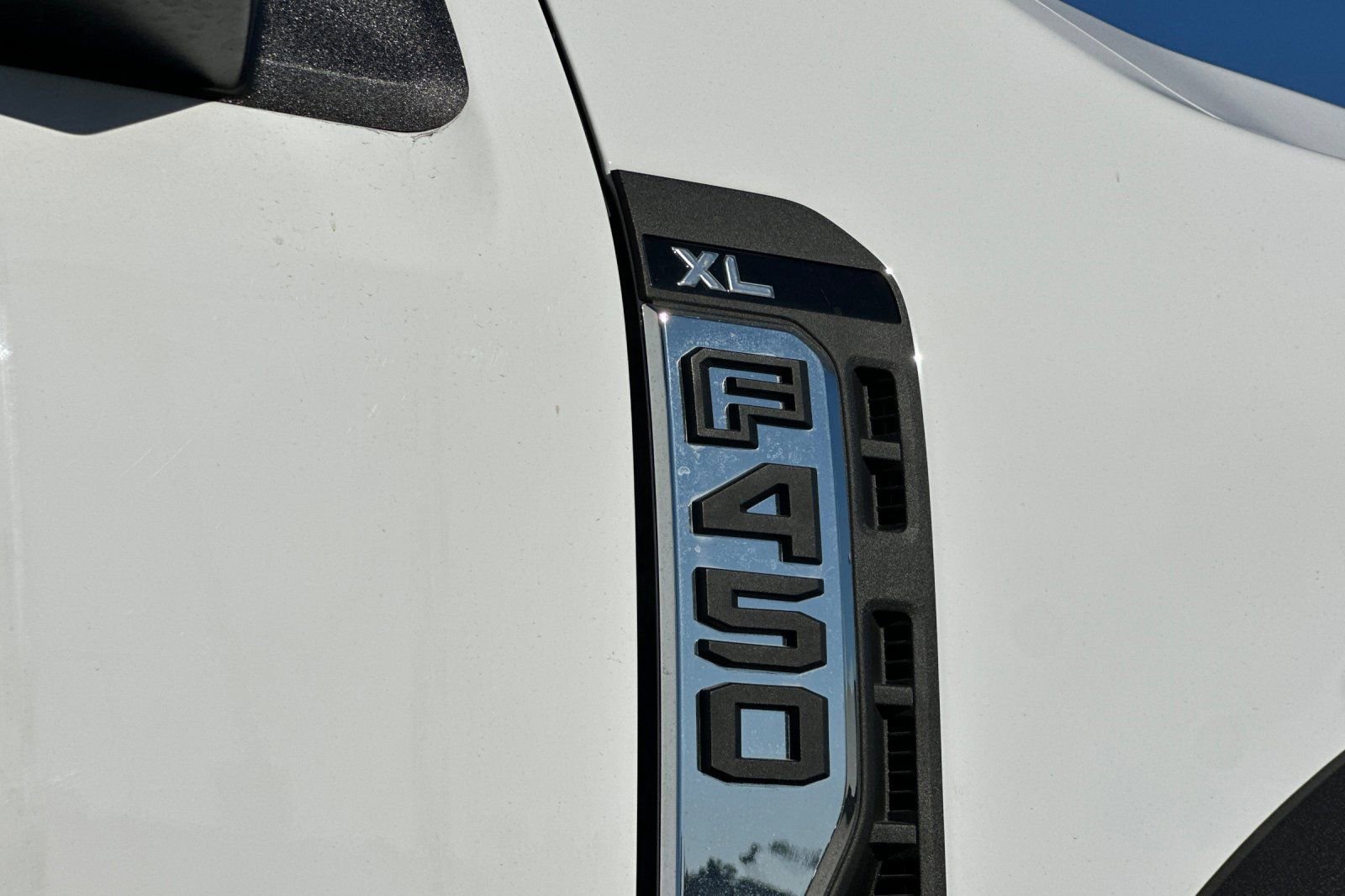 Used 2024 Ford F450 XL image 23