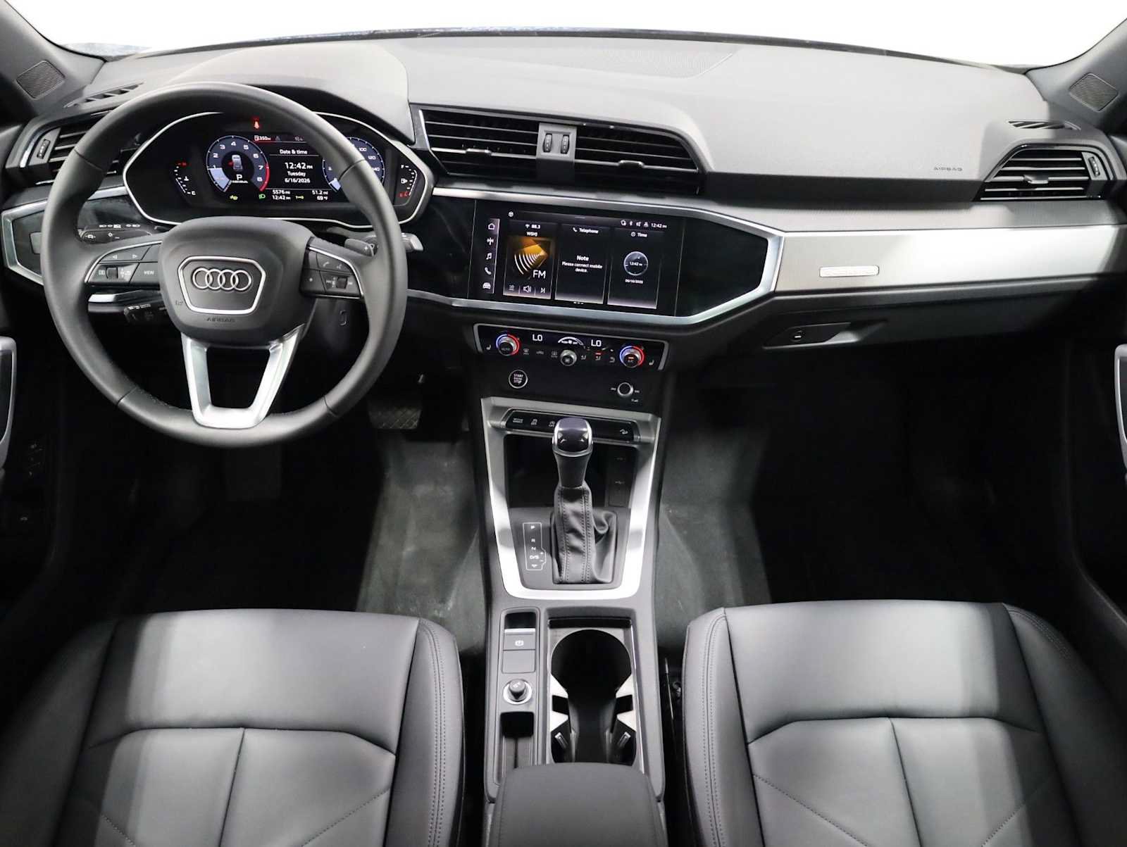 Certified 2025 Audi Q3 2.0T Premium w/ Convenience Package AWD/4WD image 24