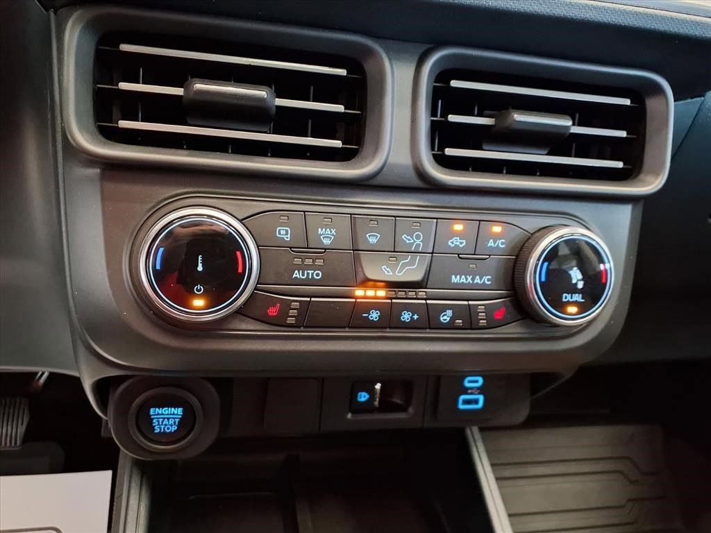 Used 2024 Ford Maverick Lariat w/ Black Appearance Package image 17