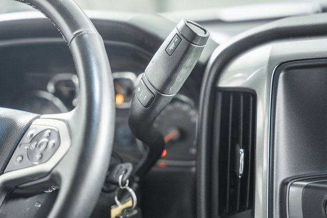 Used 2018 Chevrolet Silverado 1500 LT w/ LT Eassist Package image 26