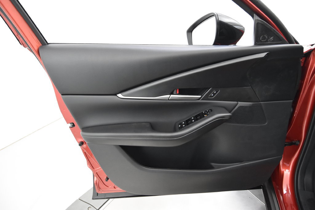 New 2026 MAZDA CX-30 AWD 2.5 S w/ Select Sport Pkg image 31