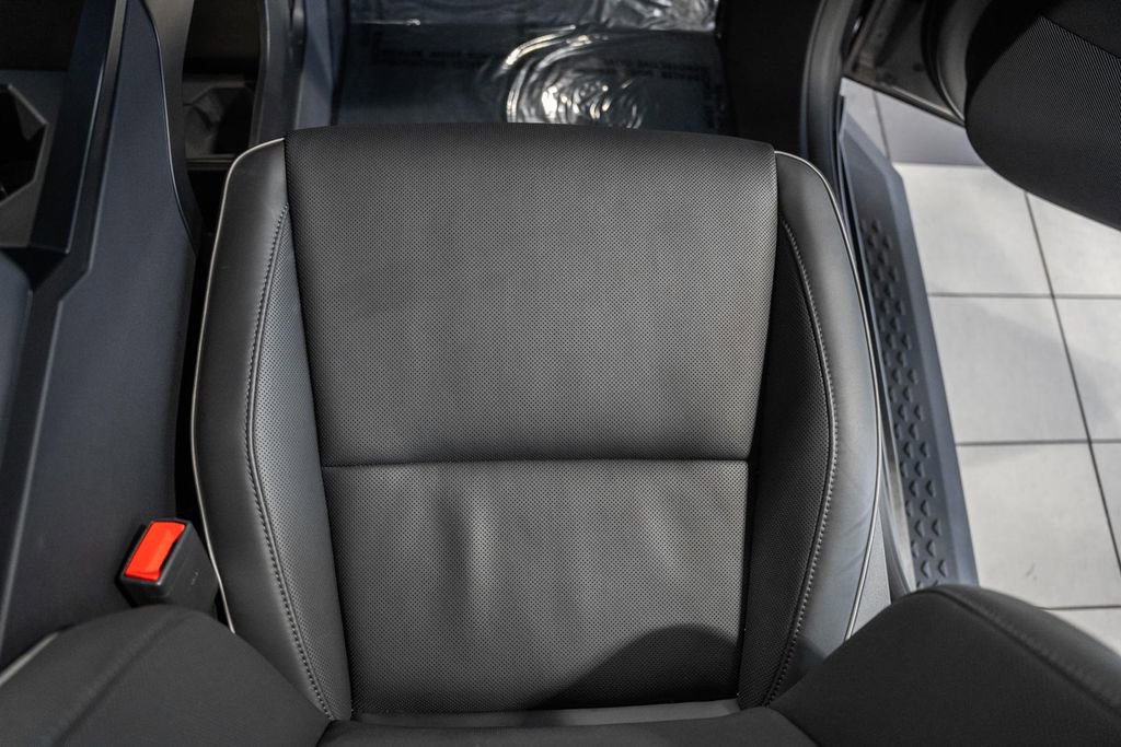 Used 2024 Tesla Cybertruck AWD Crew Cab image 35