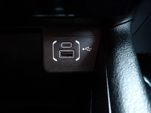 Used 2024 Jeep Compass Latitude AWD/4WD image 17