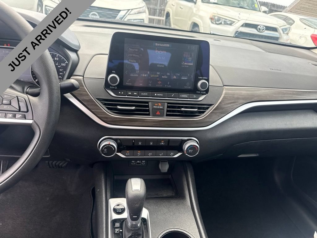 Certified 2025 Nissan Altima 2.5 SV AWD/4WD image 11