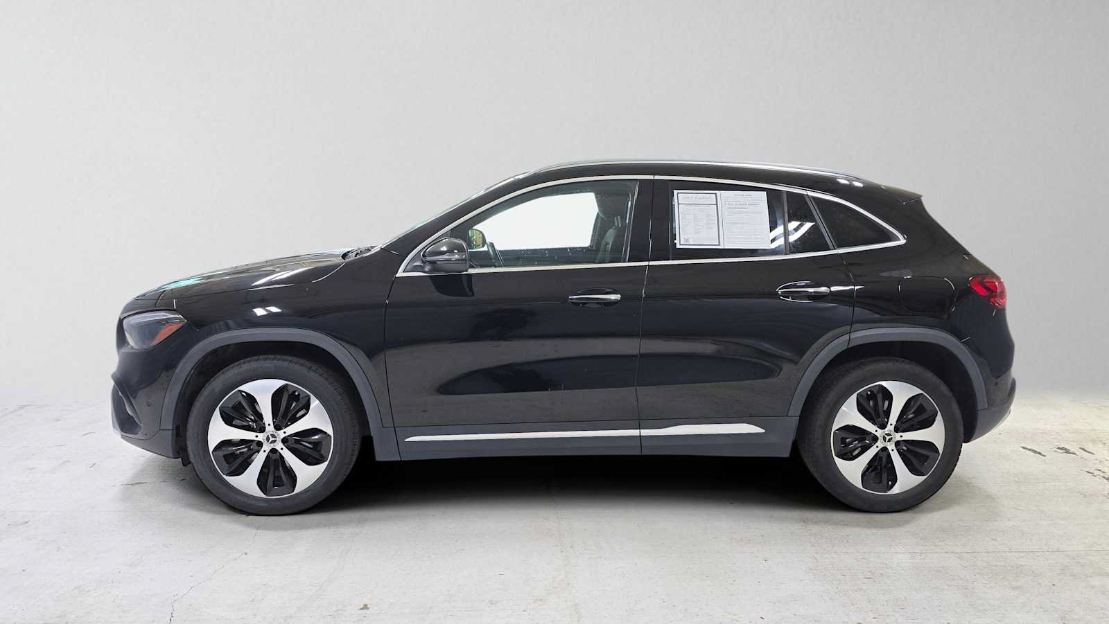 Used 2025 Mercedes-Benz GLA 250 image 37