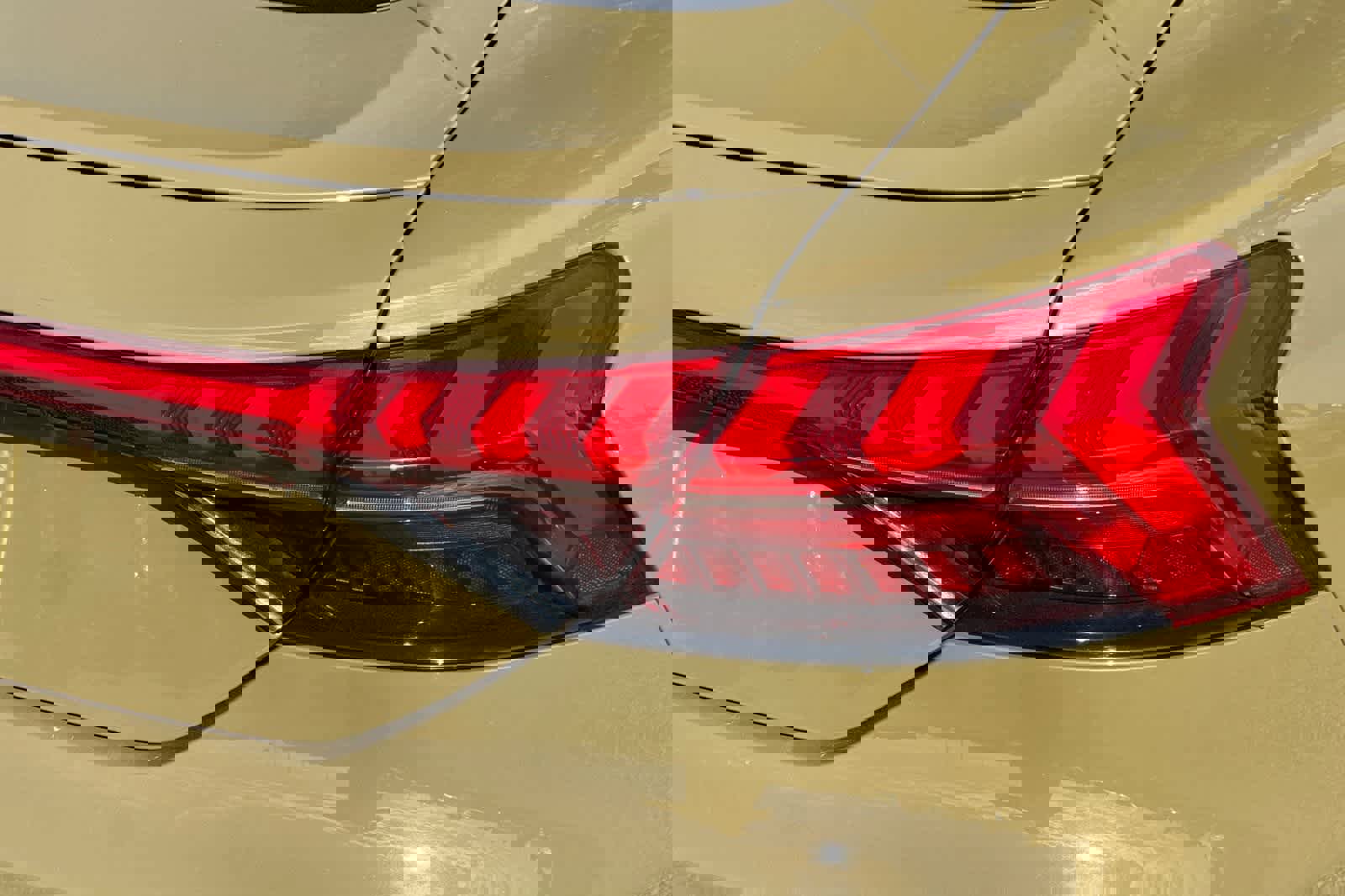 Used 2023 Audi e-tron GT Premium Plus w/ Performance Package image 36