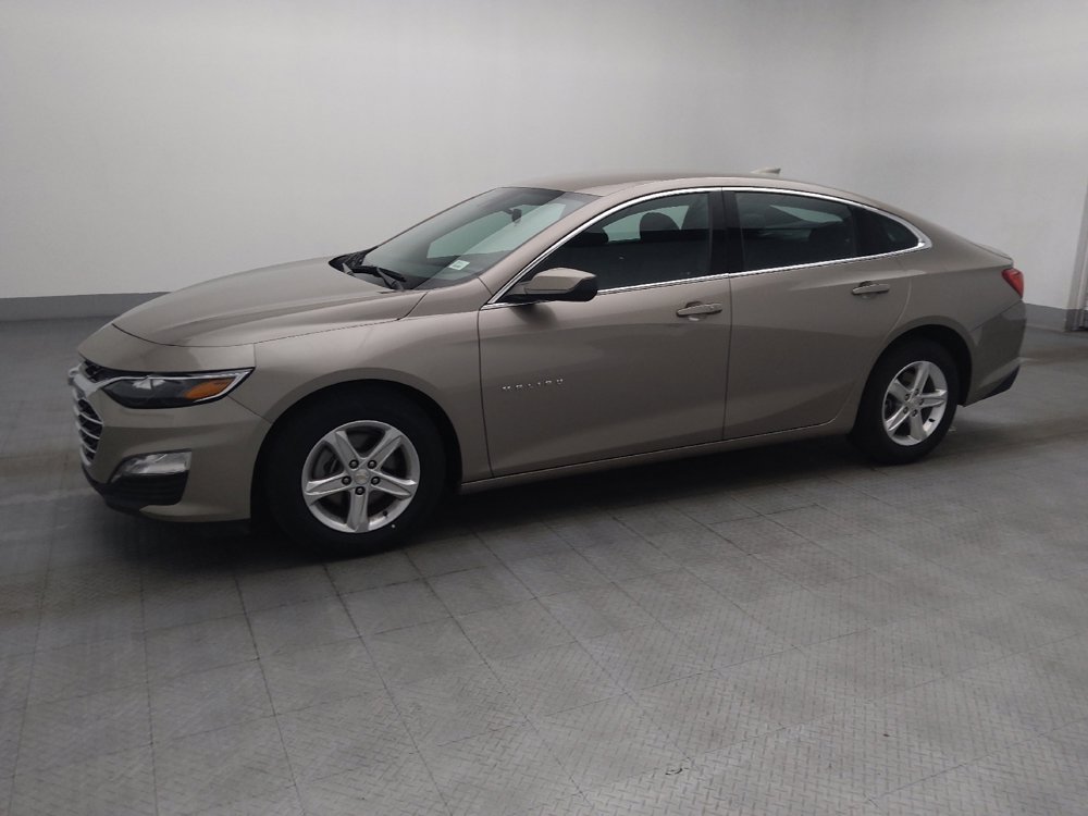 Used 2025 Chevrolet Malibu LT FWD image 2