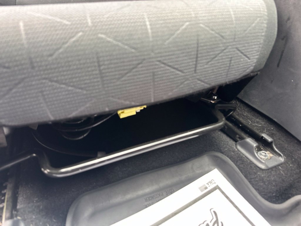 Used 2019 Toyota RAV4 XLE w/ Convenience Package AWD/4WD image 32