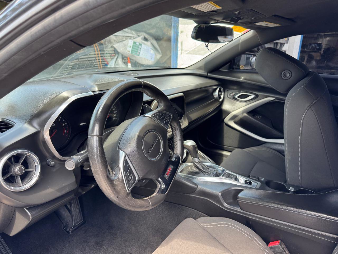 Used 2018 Chevrolet Camaro SS RWD image 6