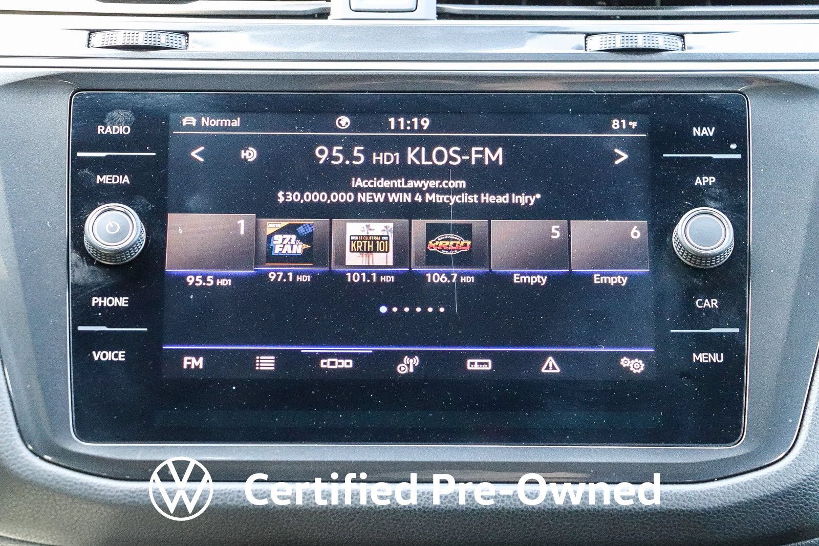 Used 2024 Volkswagen Tiguan SEL R-Line AWD/4WD image 16