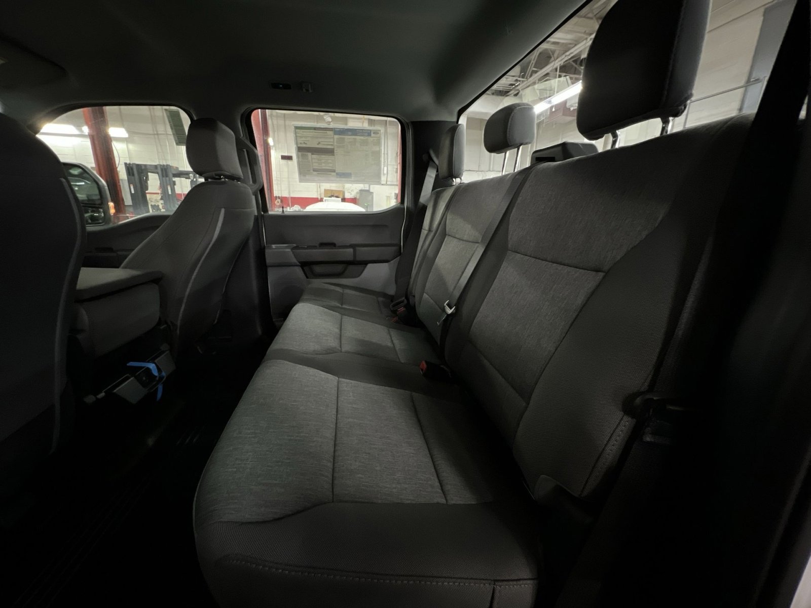 New 2026 Ford F250 XL w/ XL Chrome Package image 23