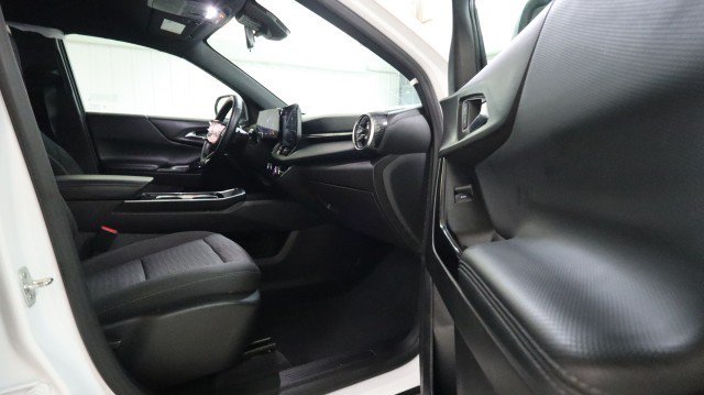 Used 2025 Chevrolet Equinox LT FWD image 10