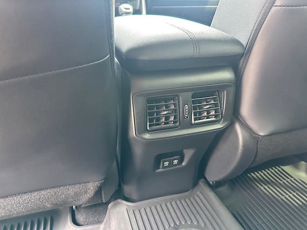 Certified 2021 Toyota RAV4 XLE Premium AWD/4WD image 20