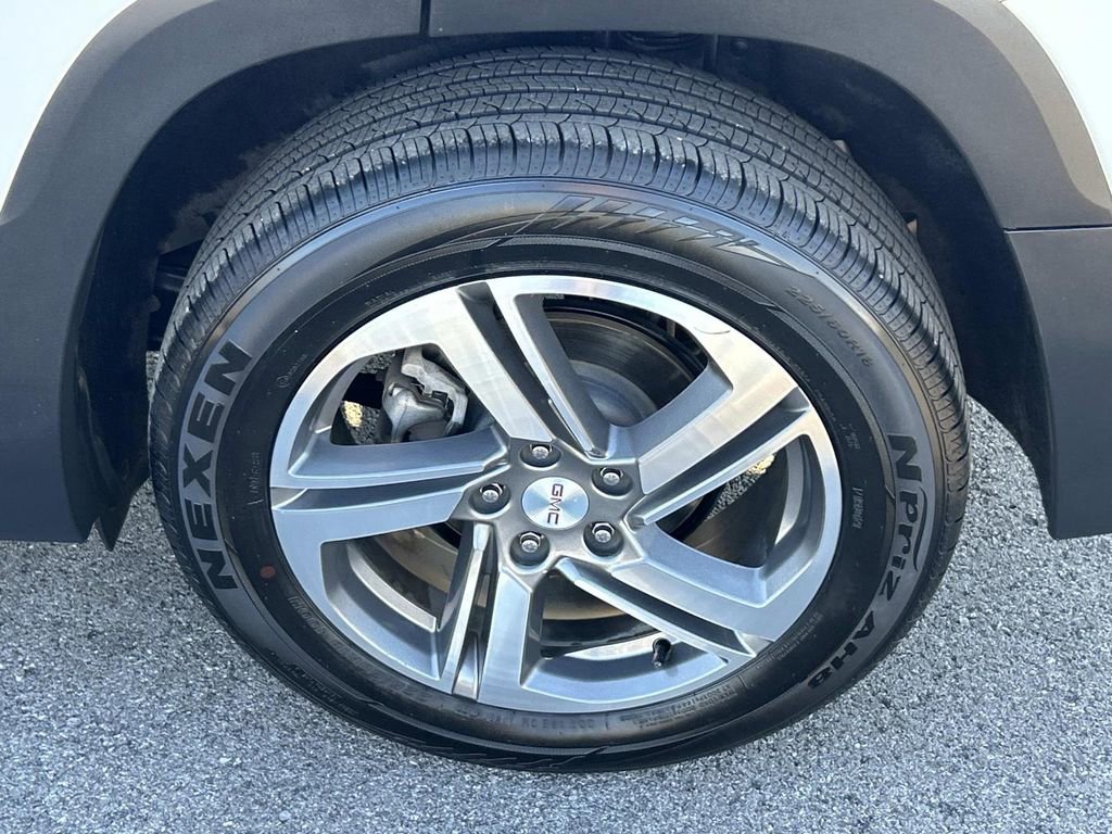 Used 2020 GMC Terrain SLT image 14