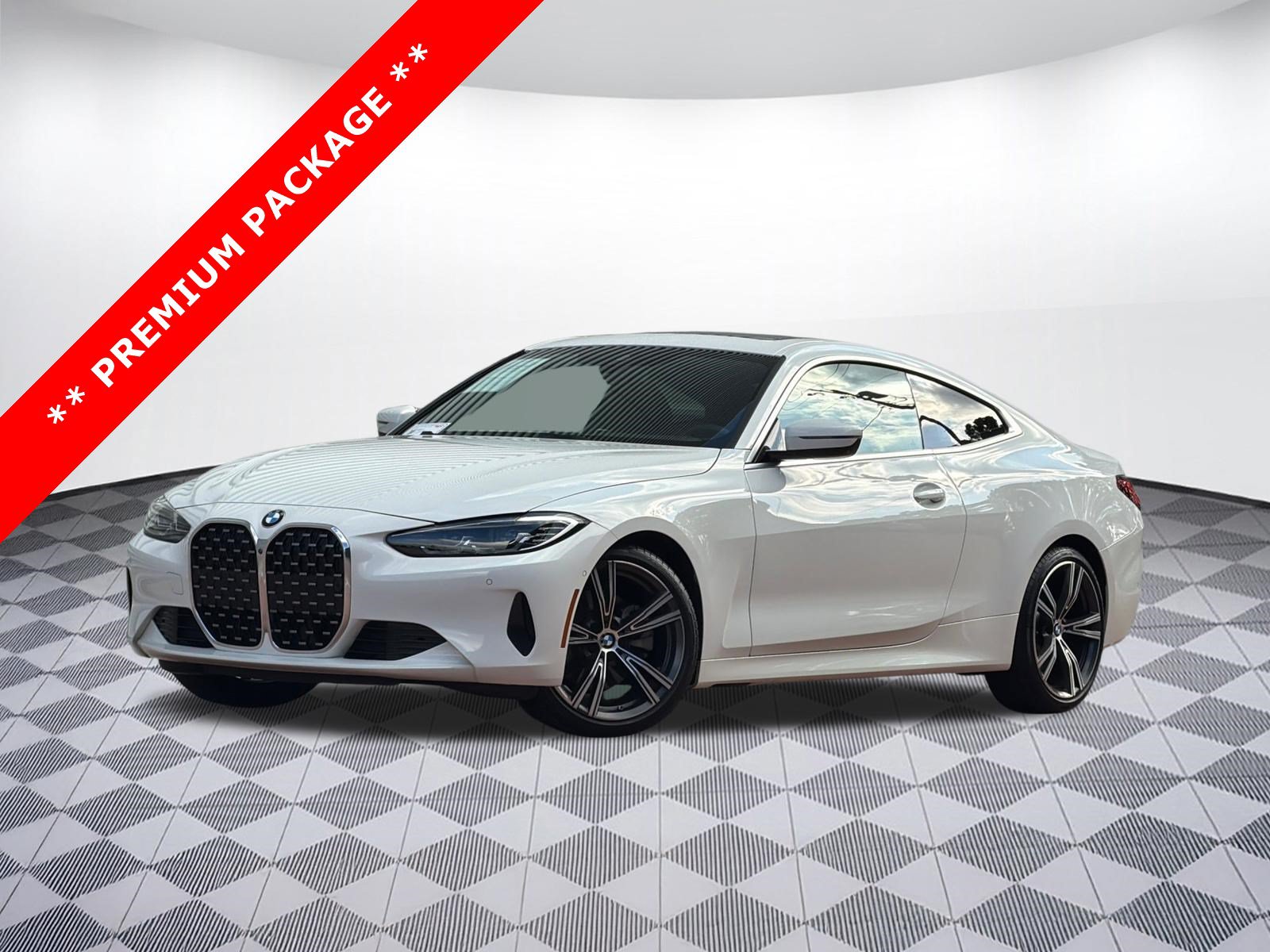 Used 2024 BMW 430i Coupe w/ Premium Package RWD image 1