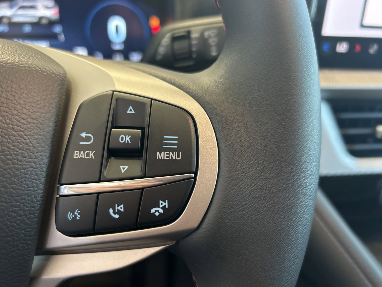 New 2026 Ford Explorer Active w/ Active Comfort Package image 23