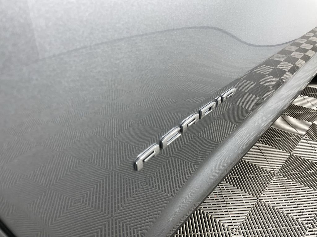 Used 2024 GMC Acadia Elevation image 31