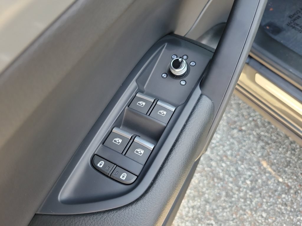 Used 2024 Audi Q5 2.0T Premium AWD/4WD image 14
