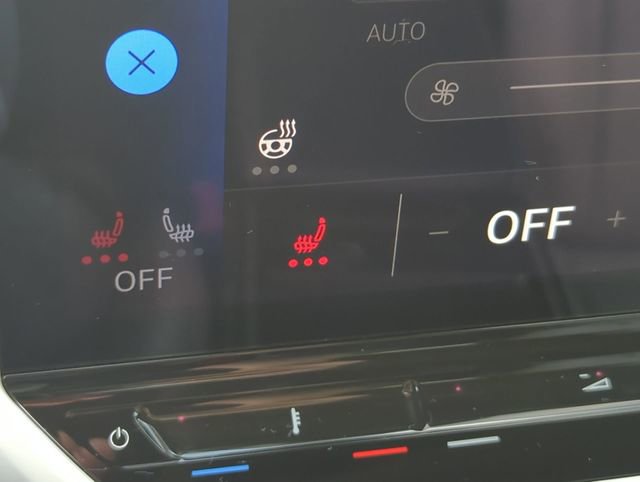 Certified 2023 Volkswagen ID.4 Pro S Plus image 25