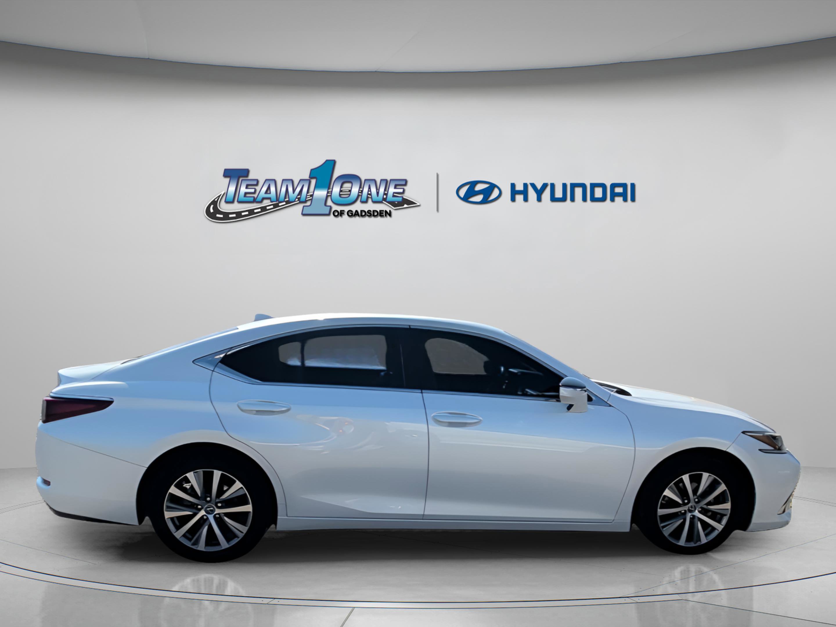 Used 2019 Lexus ES 350 w/ Accessory Package 2 image 9