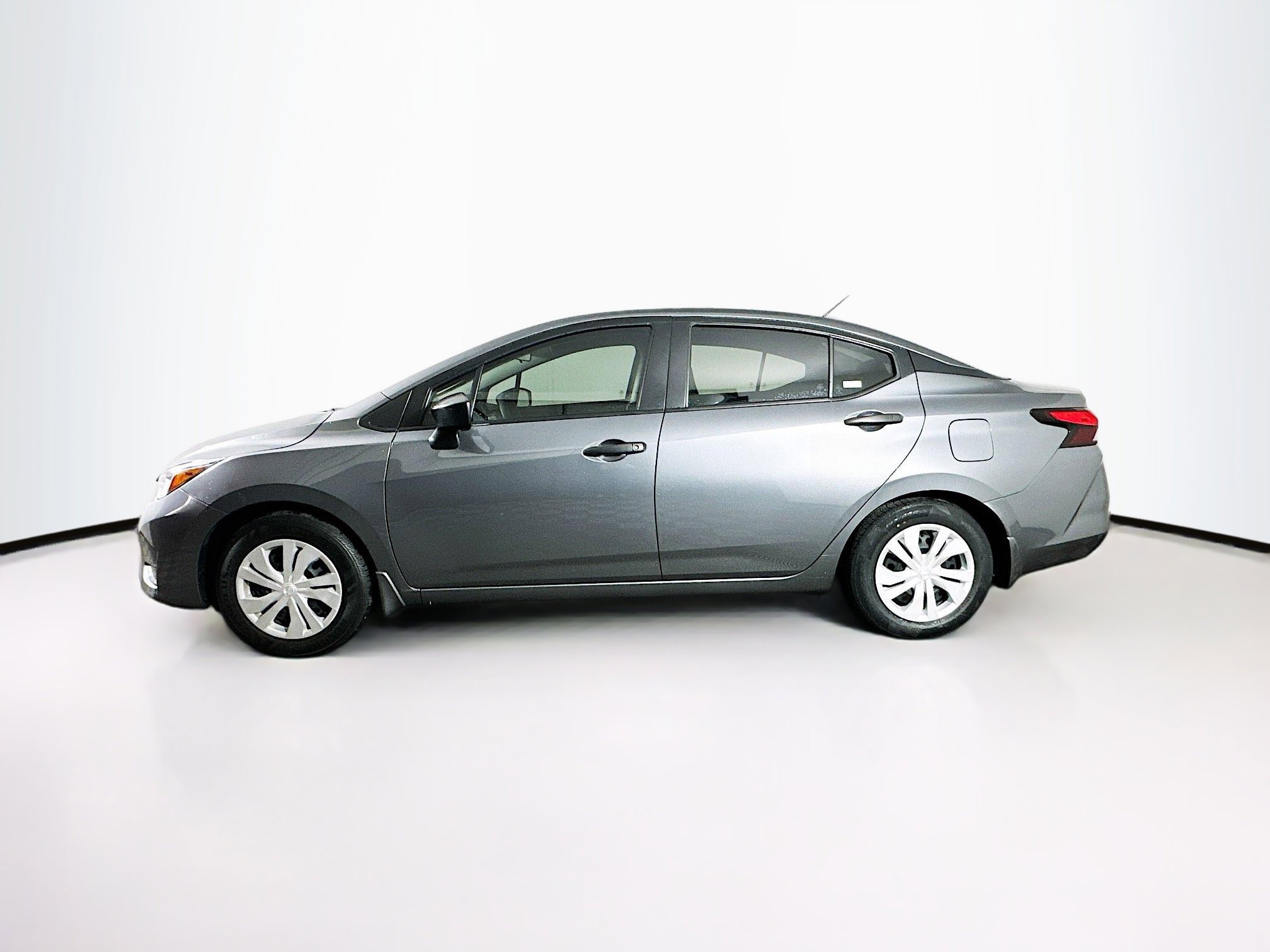 Used 2024 Nissan Versa S w/ Trunk Package image 4