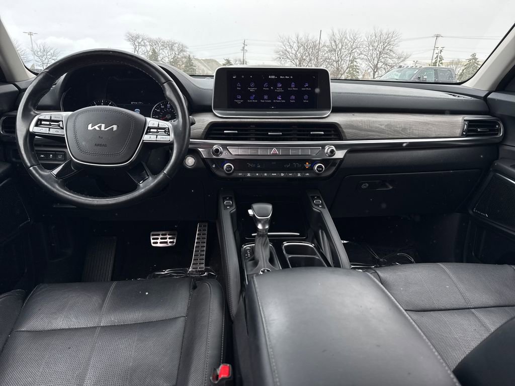 Used 2022 Kia Telluride SX w/ Nightfall Edition Package image 15