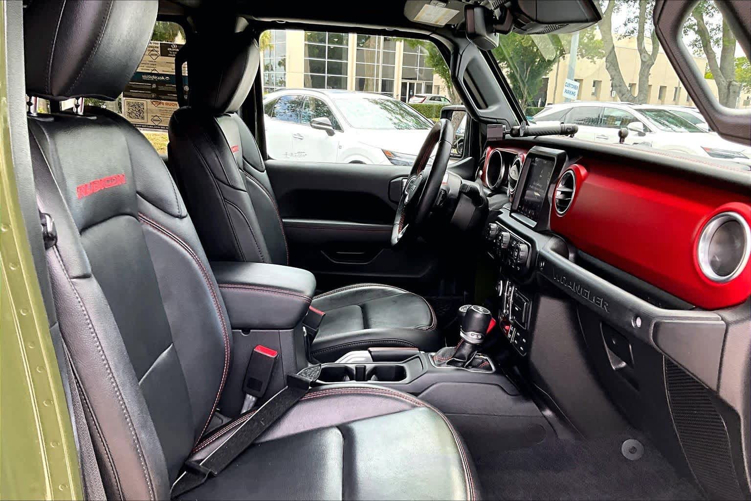 Used 2021 Jeep Wrangler Unlimited Rubicon AWD/4WD image 9