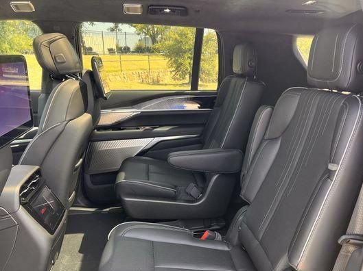 New 2026 Cadillac Escalade IQL Sport 2 w/ LPO, ONYX Package AWD/4WD image 25