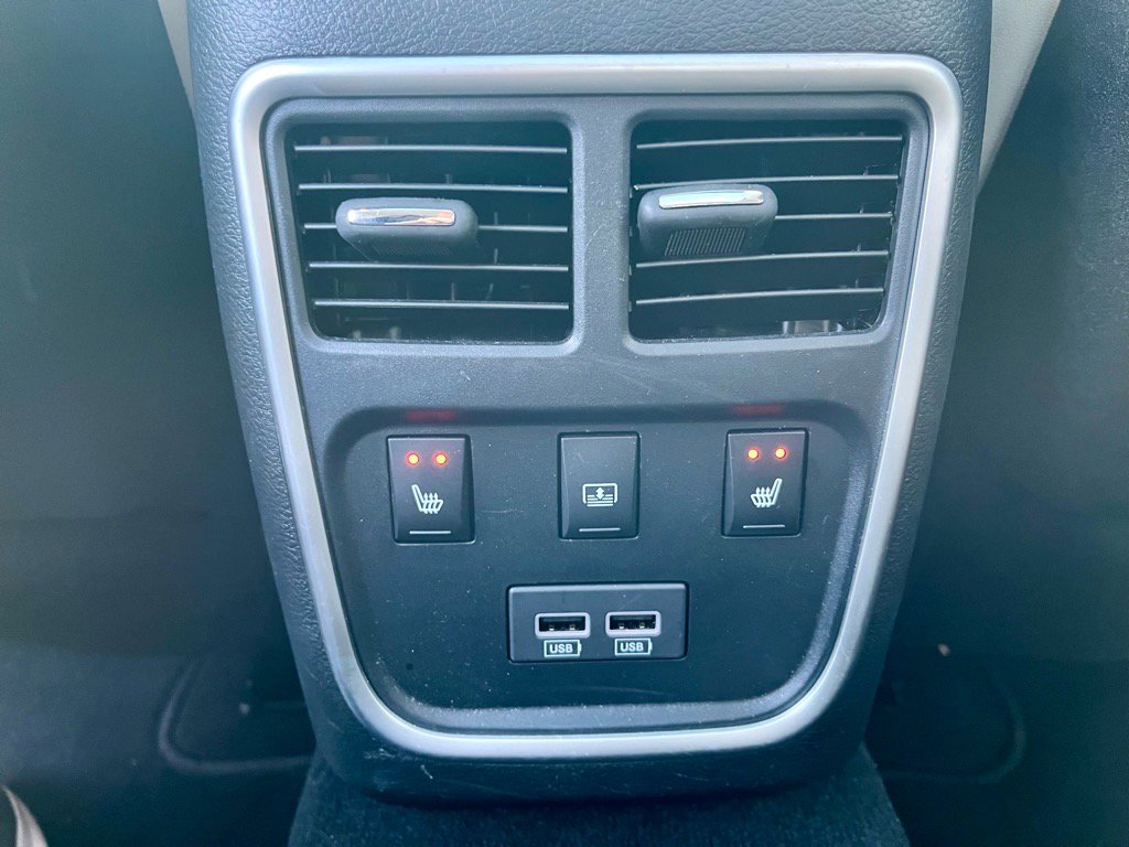 New 2023 Chrysler 300 Touring L w/ Popular Equipment Group image 19