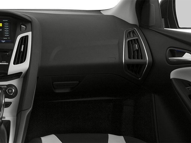 Used 2014 Ford Focus SE FWD image 17