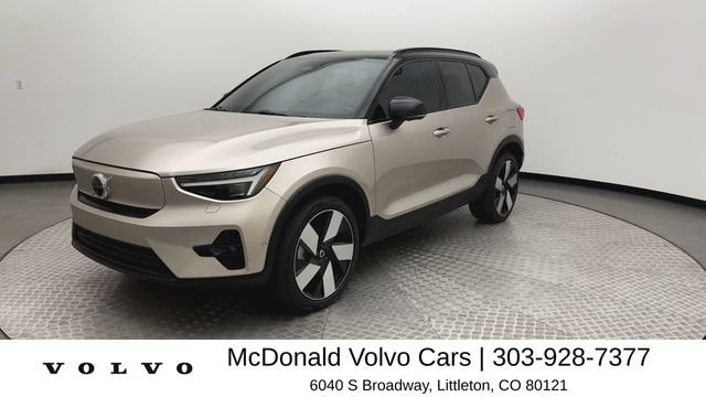Certified 2023 Volvo XC40 Recharge Ultimate w/ Protection Package Premier AWD/4WD image 4