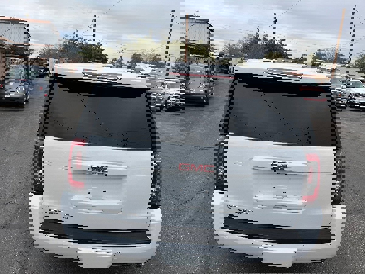 Used 2019 GMC Yukon XL SLE w/ SLE Value Package image 52