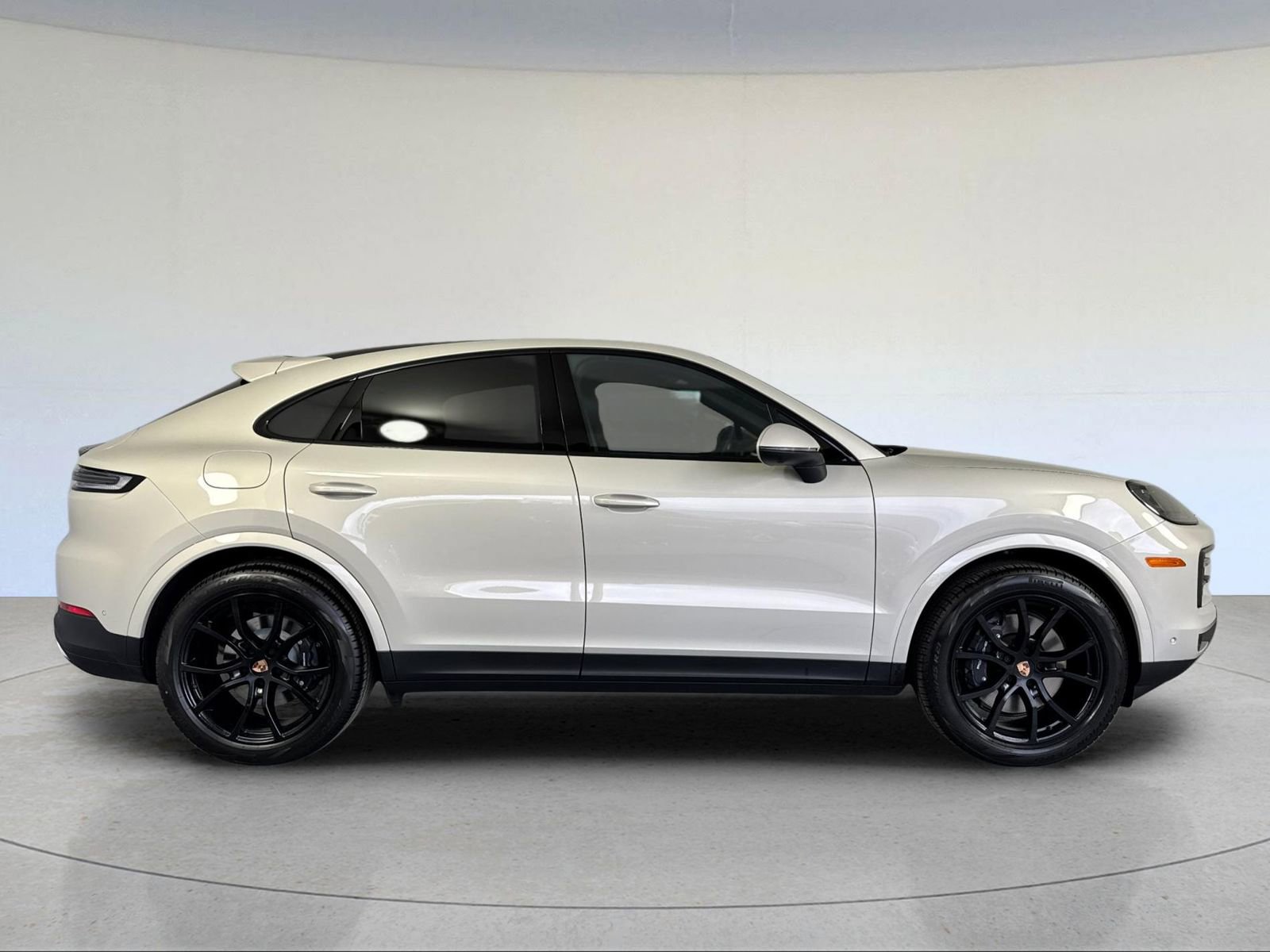 New 2026 Porsche Cayenne Coupe image 9