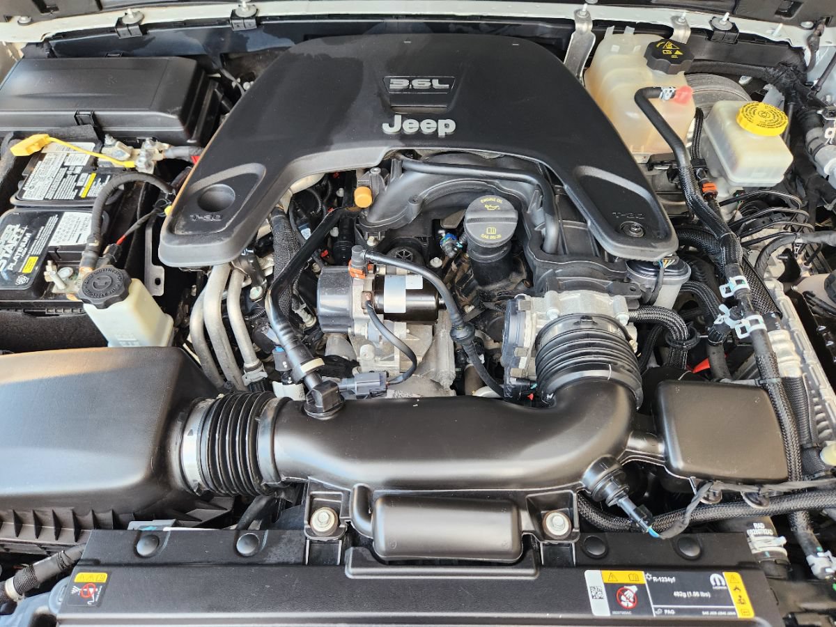 Used 2021 Jeep Wrangler Unlimited Sport AWD/4WD image 49