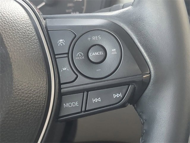 Certified 2024 Toyota Corolla Cross LE image 24